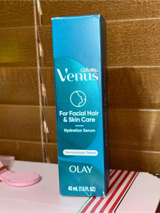 gillette Other - Gillette Venus Hydration Serum
